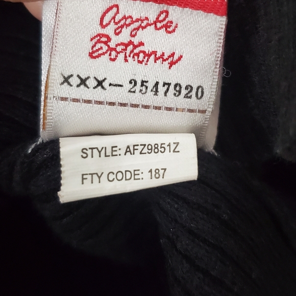 Apple 🍎 Bottoms - Picture 13 of 13